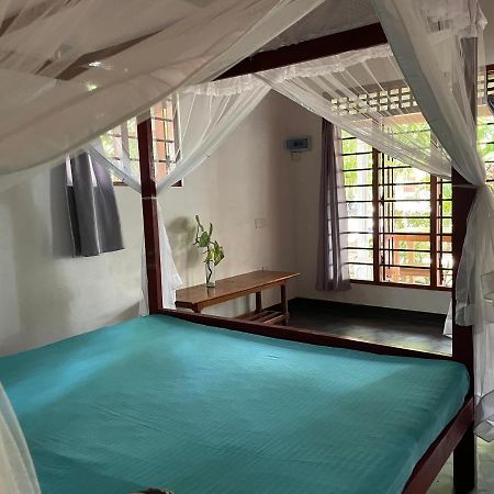 Salty Garden Arugambay Bed and Breakfast Arugam Bay Buitenkant foto