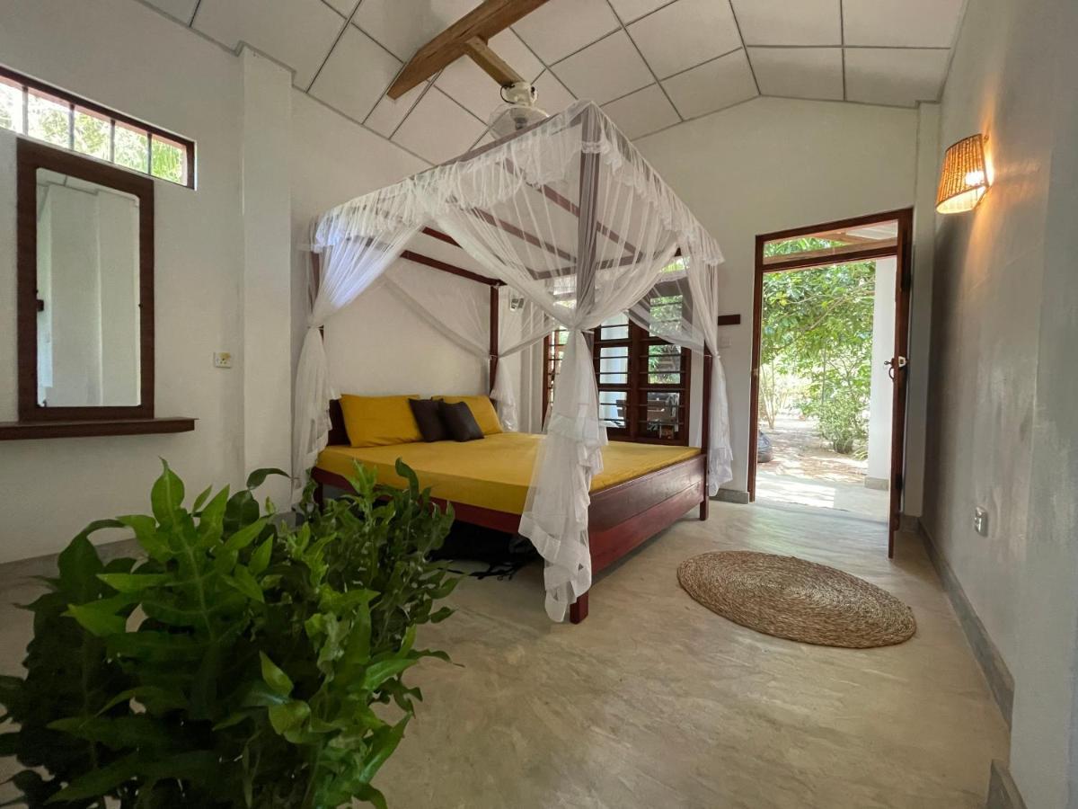 Salty Garden Arugambay Bed and Breakfast Arugam Bay Buitenkant foto
