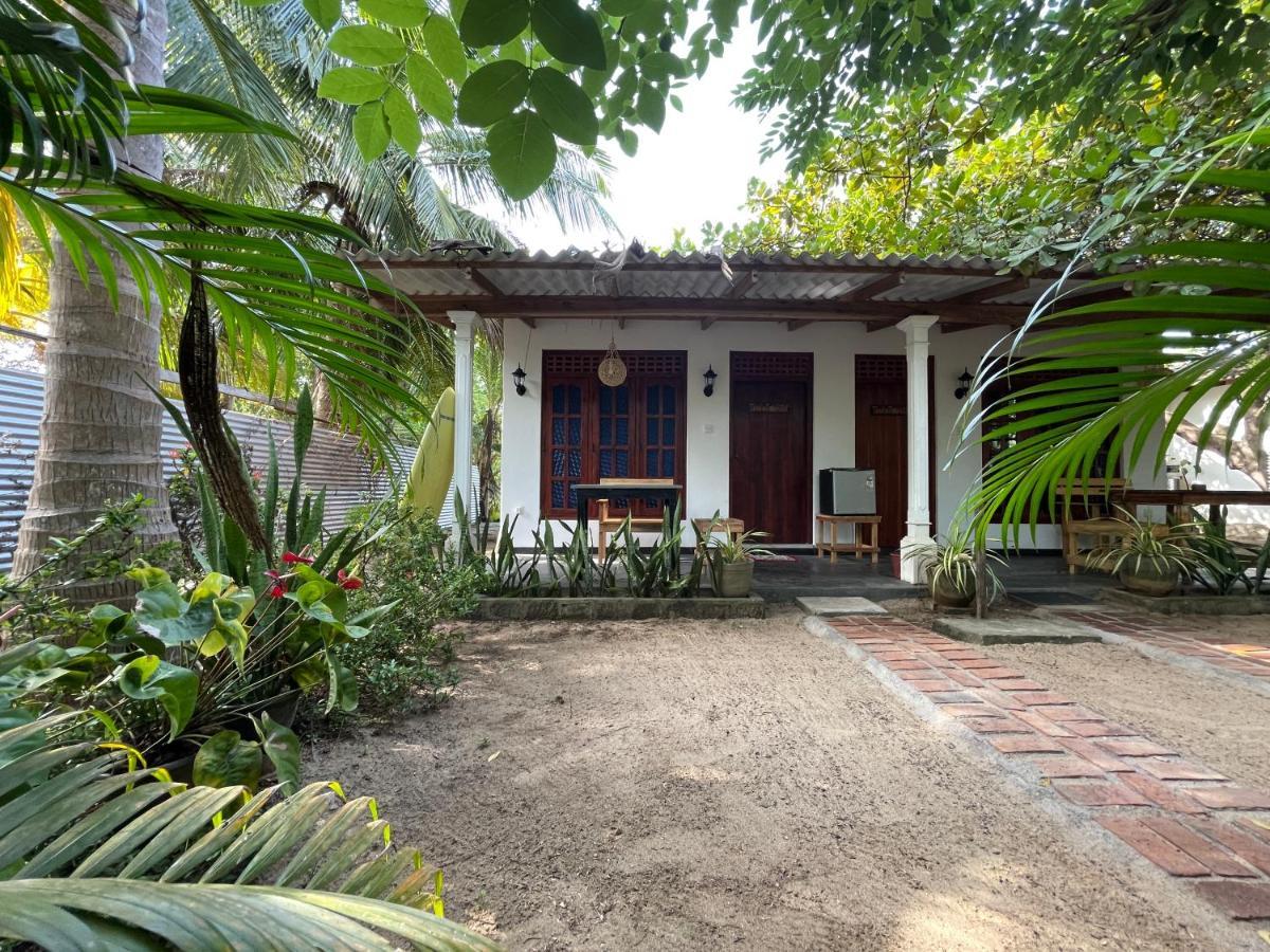 Salty Garden Arugambay Bed and Breakfast Arugam Bay Buitenkant foto